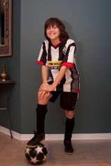 2008-12_SoccerPose_008