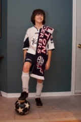 2008-12_SoccerPose_035