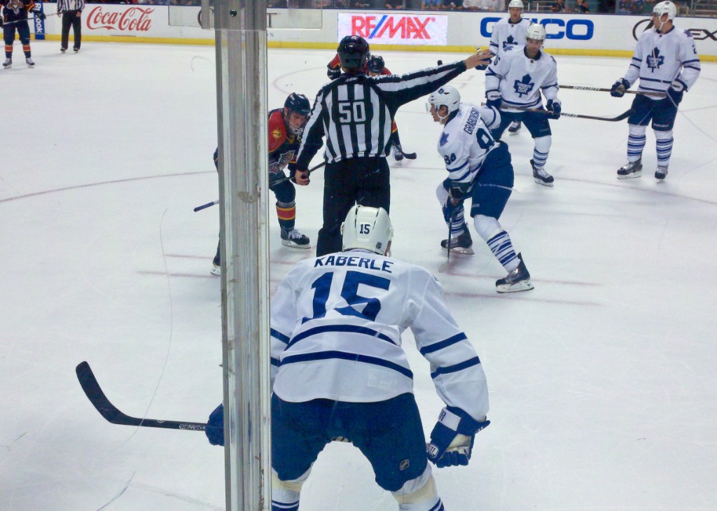 2010-11_LeafsAtPanthers_025
