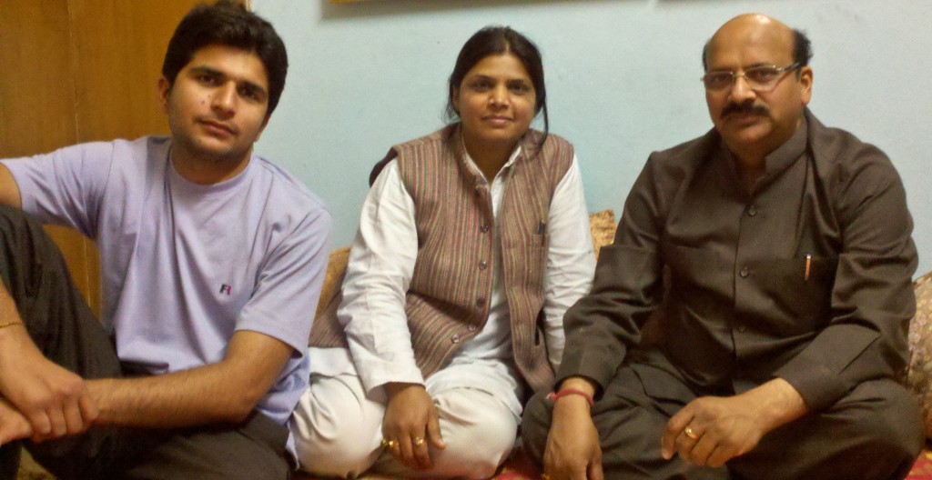 2011-03_IndiaFromPhone_025