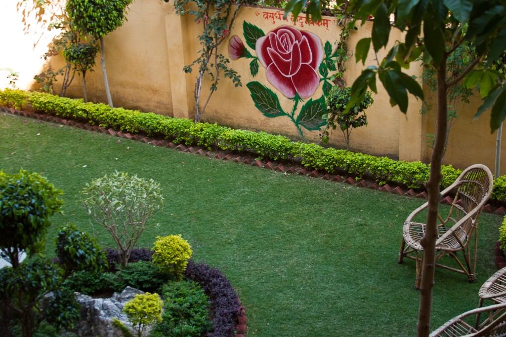 2011-03_India_728