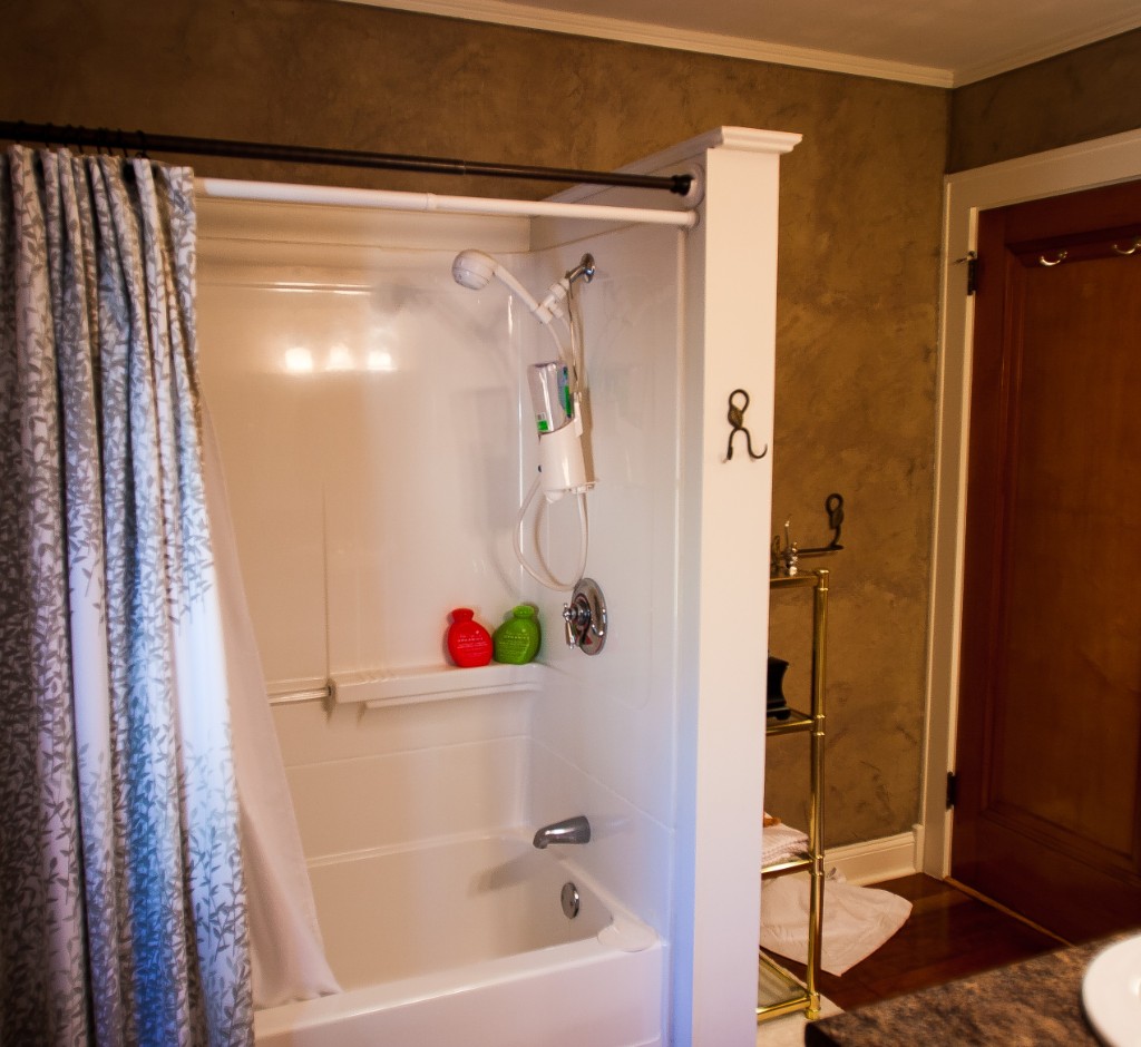 2011-12_BathroomReno_010