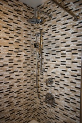 2012-04_BathroomReno_165