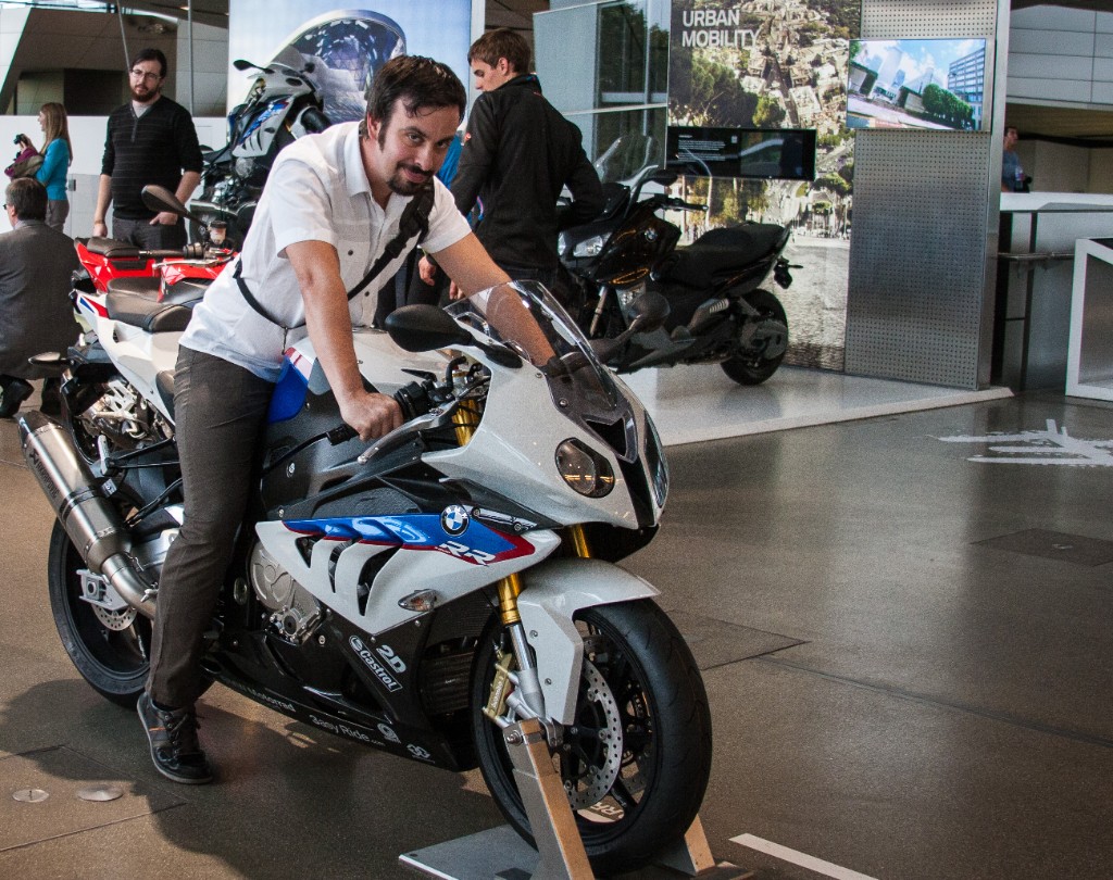 2014-10_BMWDelivery_856