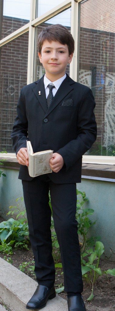 2015-06_CalebCommunion_347