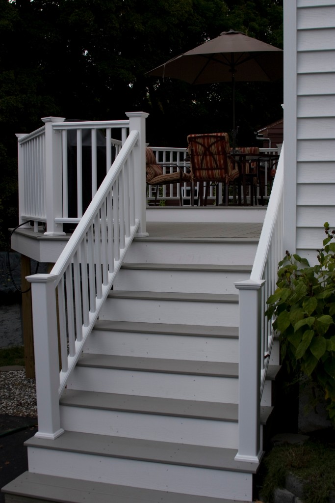 2008-10_NewDeck_002