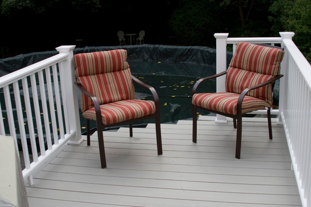 2008-10_NewDeck_010